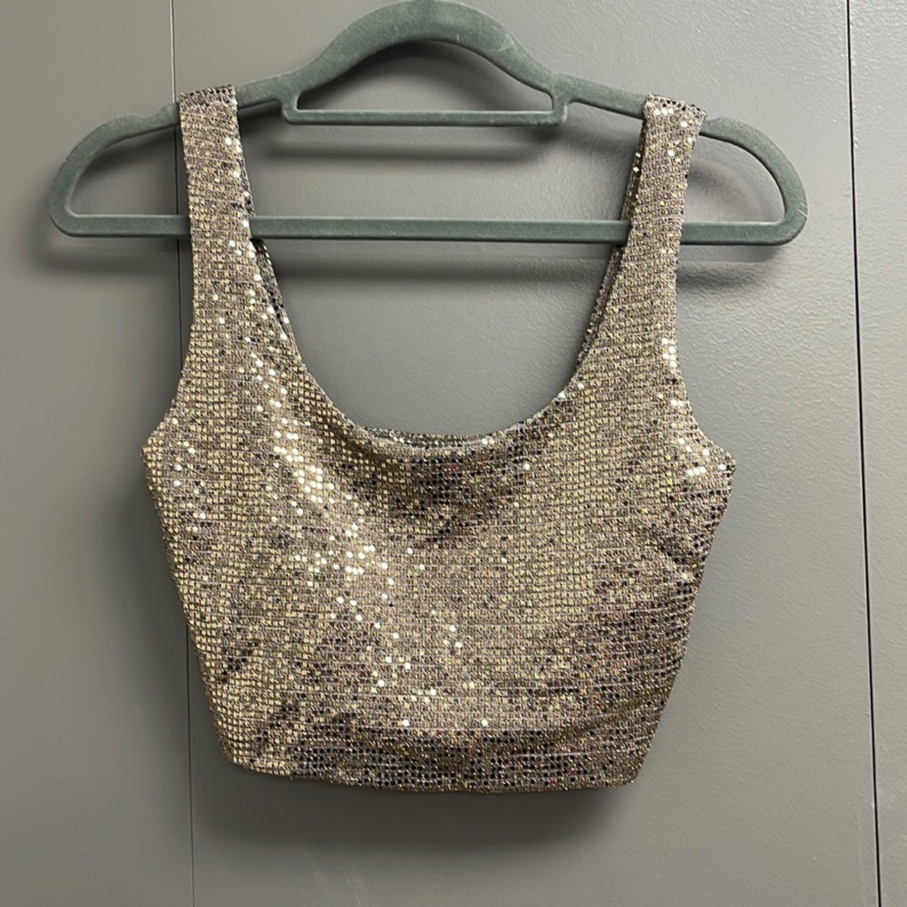 Sparkly crop top!